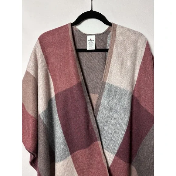 Woolrich Poncho Wrap Womens One Size Pink Gray Plaid Fringe Open Front Cape - Picture 2 of 8